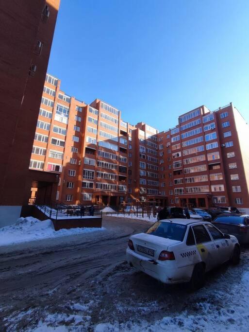 Апартаменты В Новостройке По Байзакова 131/1 Pavlodar Esterno foto